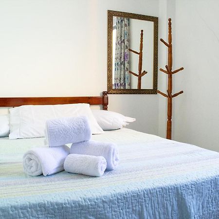 Cabanas Hostel & Suites Балнеариу-Камбориу Экстерьер фото