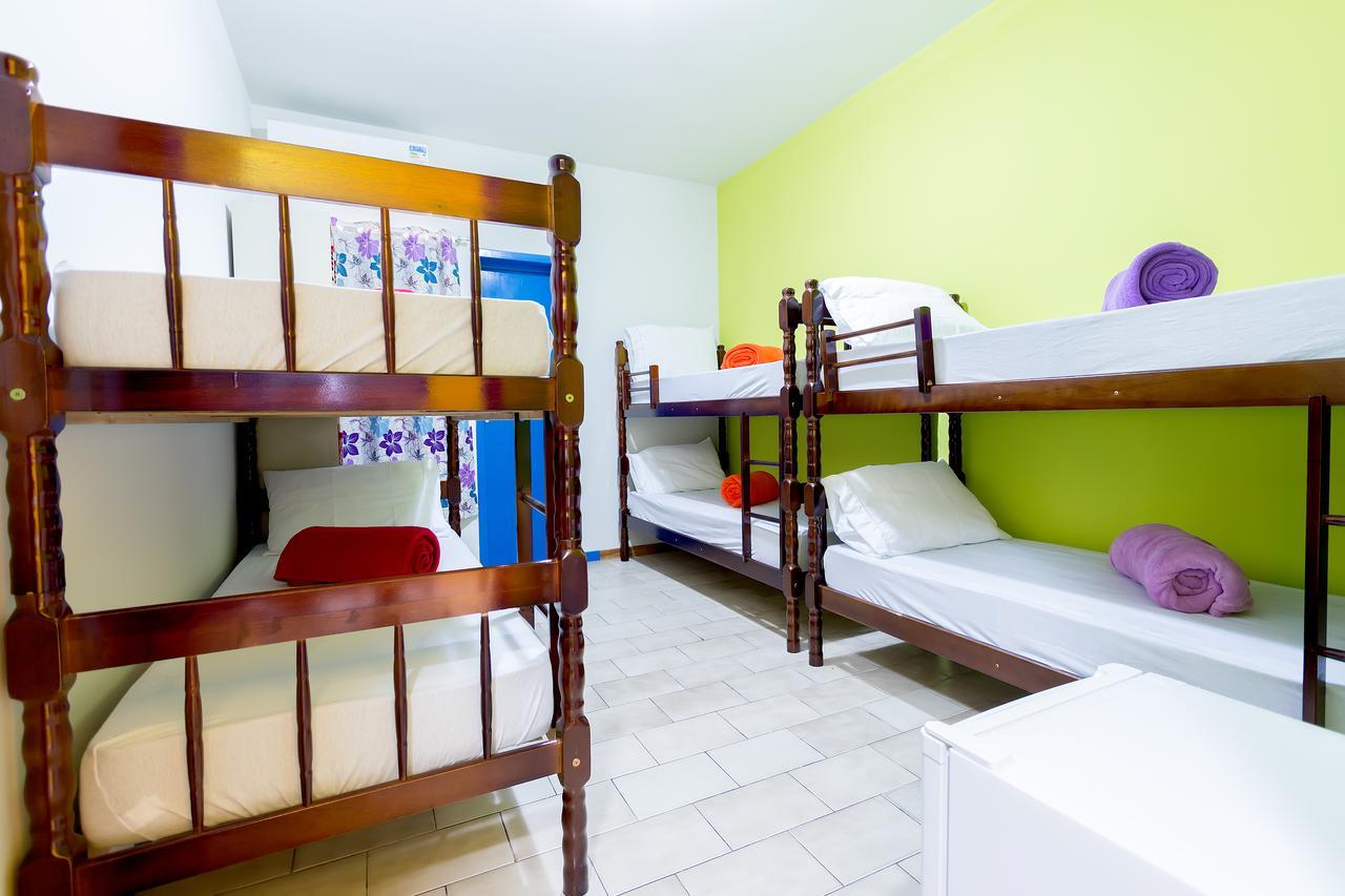 Cabanas Hostel & Suites Балнеариу-Камбориу Экстерьер фото