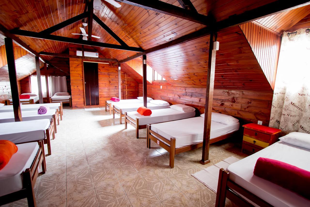 Cabanas Hostel & Suites Балнеариу-Камбориу Экстерьер фото
