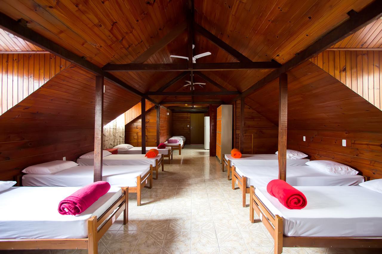 Cabanas Hostel & Suites Балнеариу-Камбориу Экстерьер фото